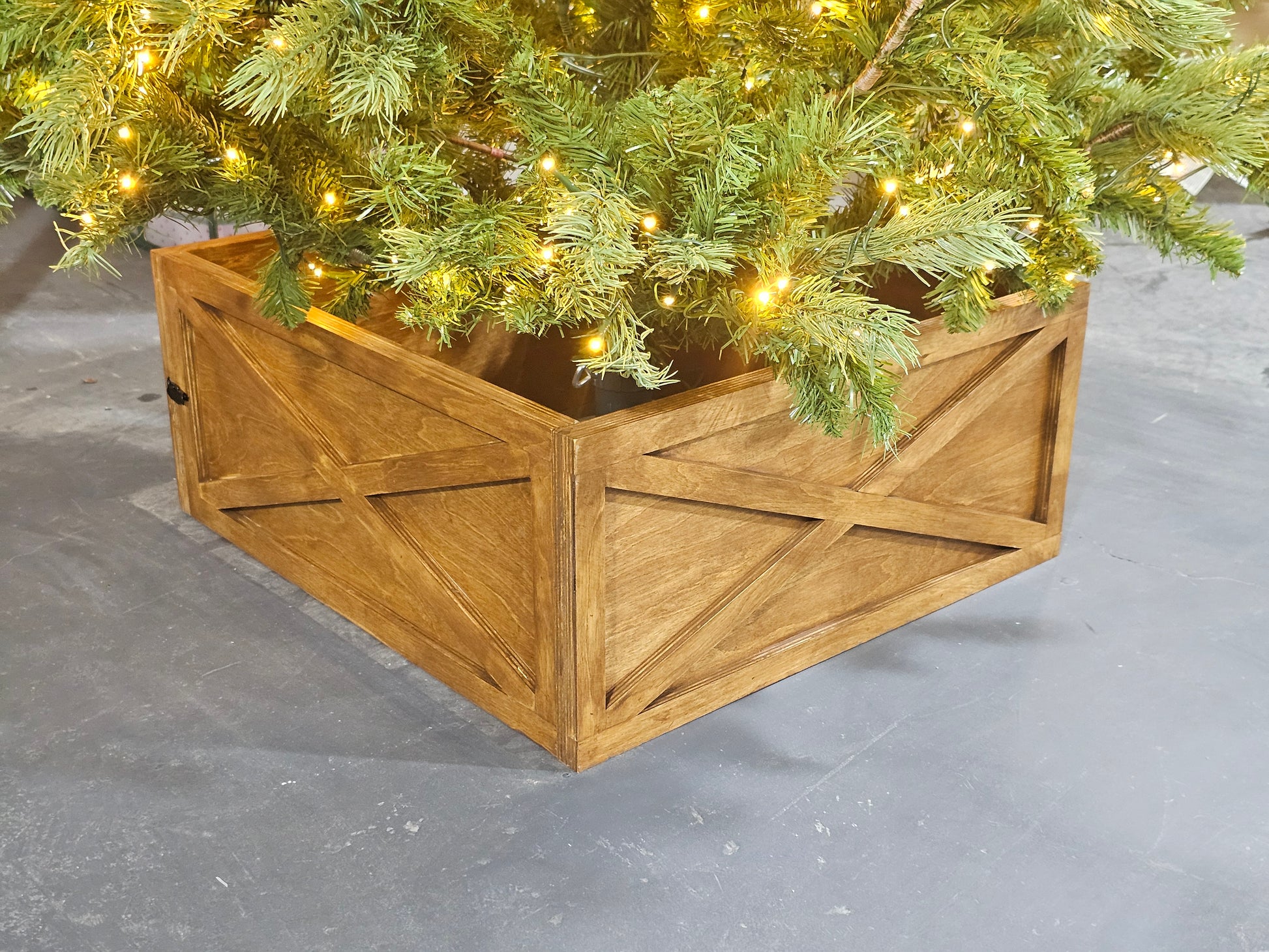 Tree Collar - Farmhouse X